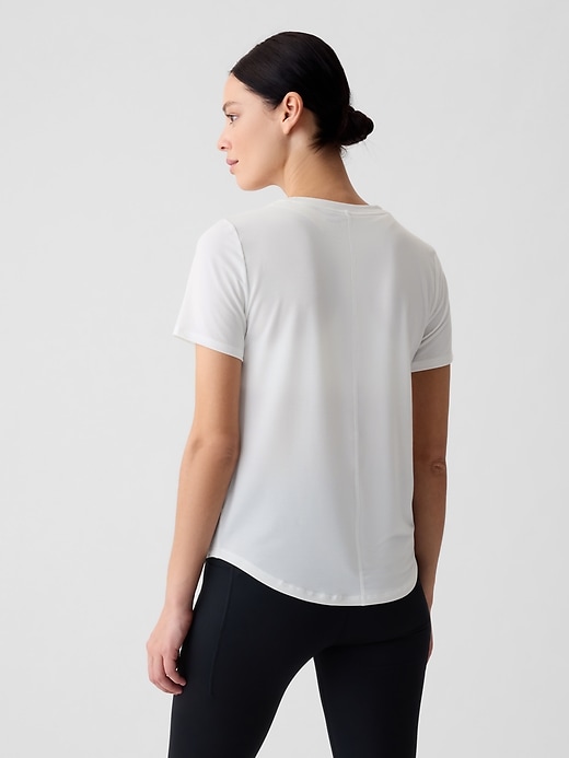 GapFit Breathe T-Shirt GapFit Breathe T-Shirt