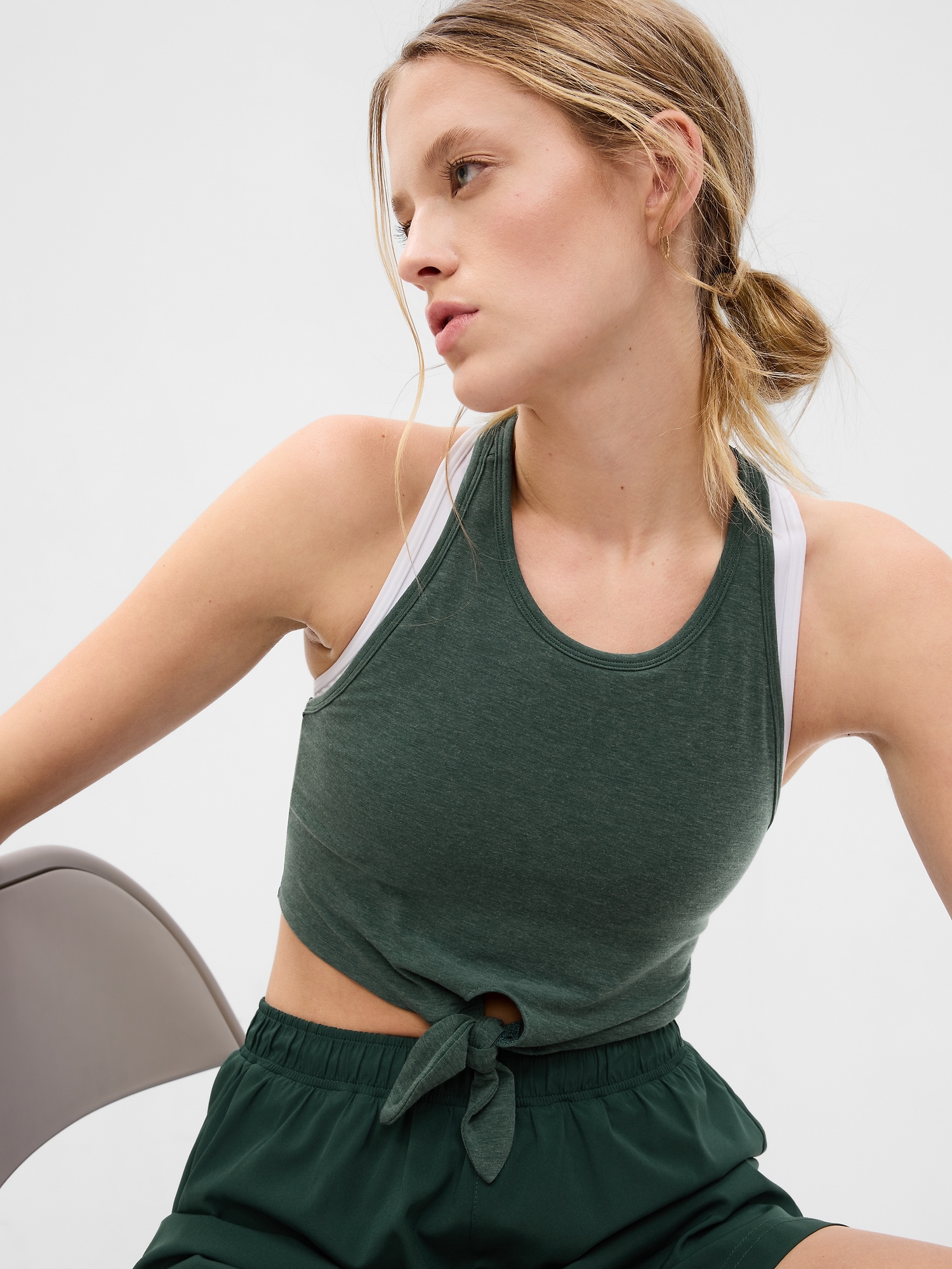 GapFit Breathe Tie-Front Cropped Brami GapFit Breathe Tie-Front Cropped Brami