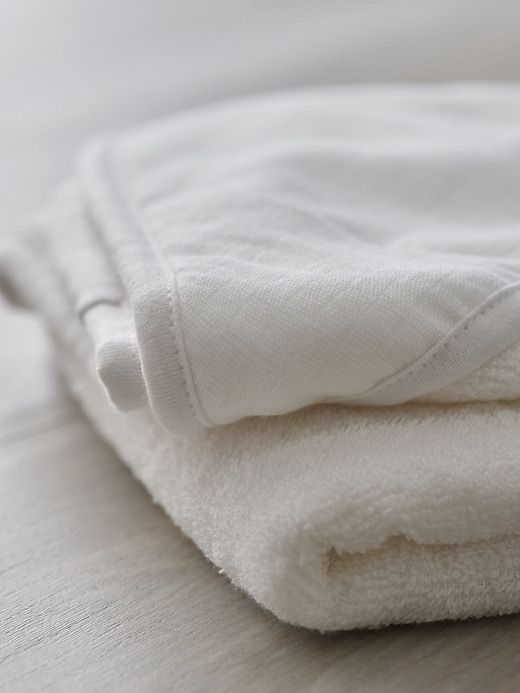 Honest Baby Clothing Two Pack Organic Cotton Hooded Towels Honest Baby Clothing Two Pack Organic Cotton Hooded Towels