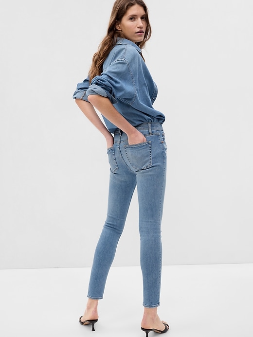 Mid Rise True Skinny Jeans Mid Rise True Skinny Jeans