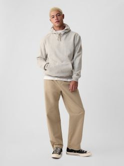 Modern Khakis in Baggy Fit
