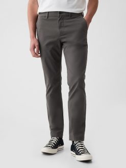 Modern Khakis in Skinny Fit