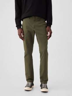 Modern Khakis in Slim Fit