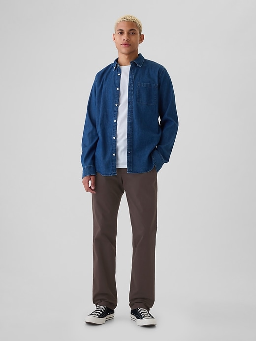 Modern Khakis in Straight Fit Modern Khakis in Straight Fit