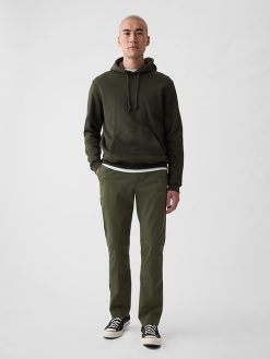 Modern Khakis in Straight Fit