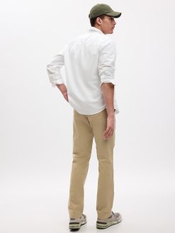 Modern Khakis in Straight Fit