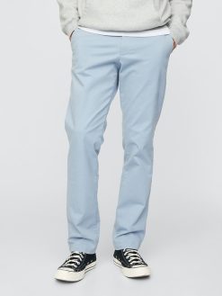 Modern Khakis in Straight Fit
