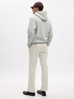 Modern Khakis in Straight Fit