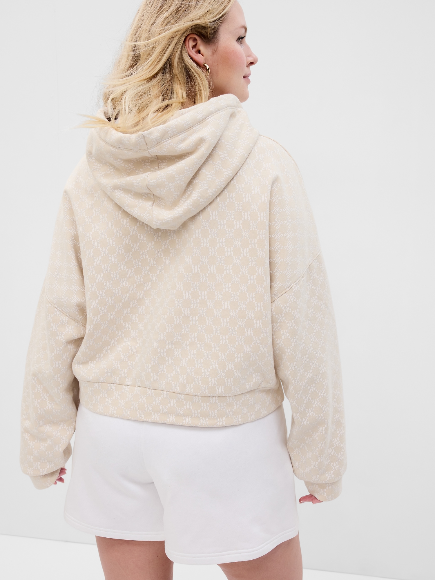 Vintage Soft Cropped Gap Logo Hoodie Vintage Soft Cropped Gap Logo Hoodie